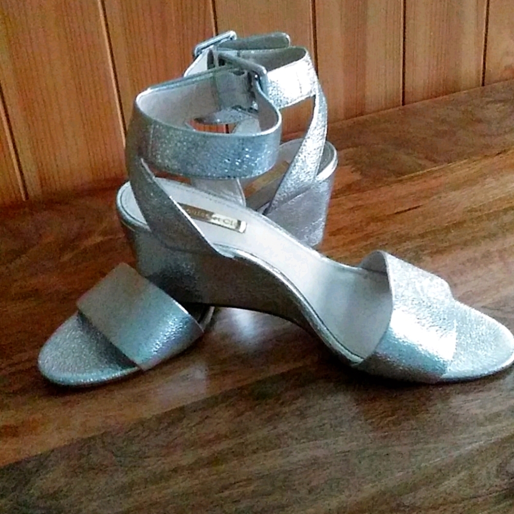 Louise et Cie wedge sandals